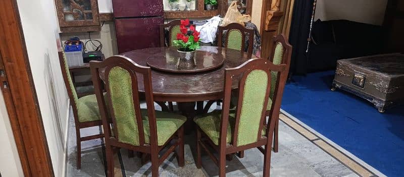 Dinning Table with six chairs 3