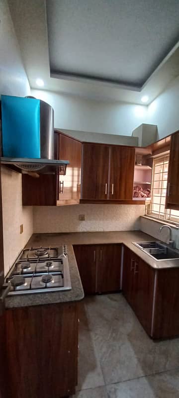1 Kanal House For Rent With Gas Near To Park In Lake City Sector M3 5