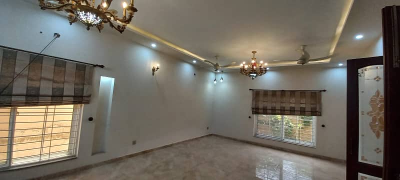 1 Kanal House For Rent With Gas Near To Park In Lake City Sector M3 6