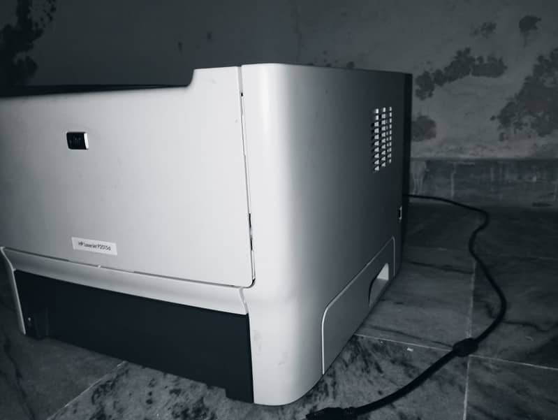 HP laser Jet P2015d printer for Sale 4