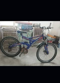 bycycle with gears axel pe zang lga hua hai thora sa 0