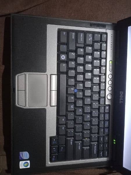 Dell laptop core2 4,256 1
