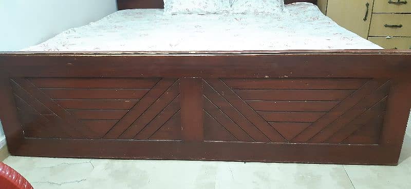 Used bed wooden good condition for sale 4