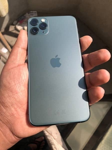 iPhone 11 pro max 64gb waterpacked 2
