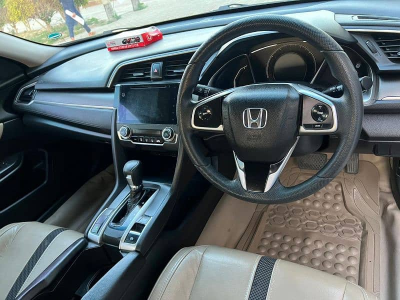 Honda CIVIC Oriel 1.8 i-VTEC CVT 2021 Full Options - Original 8