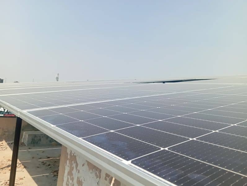Solar System Installer 3
