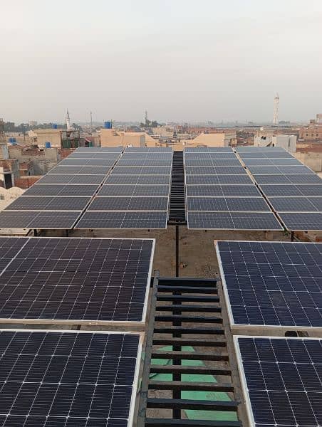 Solar System Installer 10