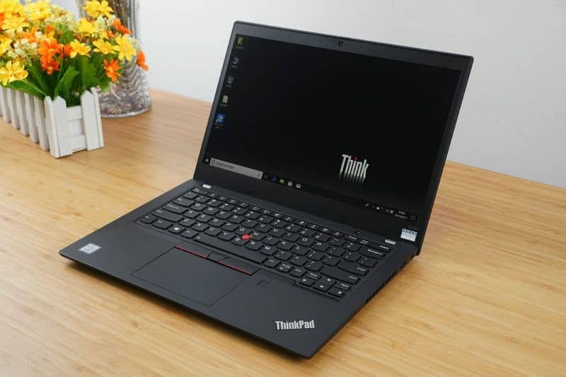 Lenovo X390, i5 8th gen laptop 16gb 256gb IPS touch screen 0