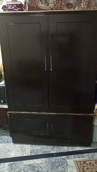 I want to sell my cupboard 4