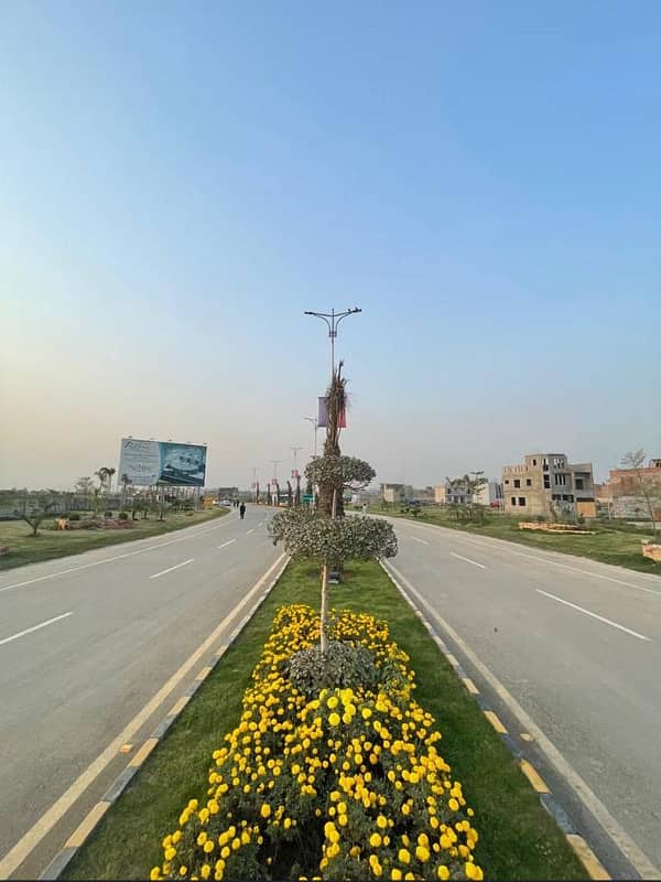 8 Marla Commercial Plot On Canal Bank Road In Union Livings, Nearby Bahria Town, Lahore. 6
