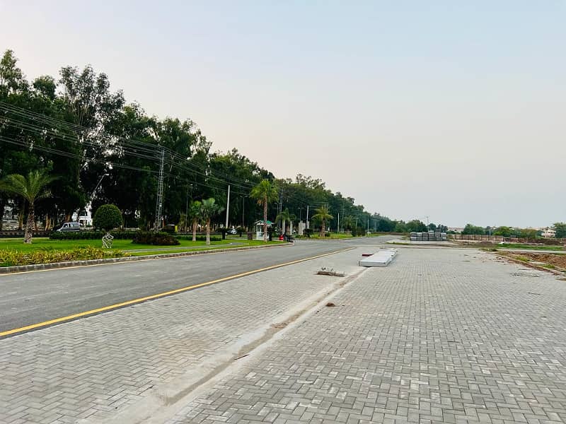 8 Marla Commercial Plot On Canal Bank Road In Union Livings, Nearby Bahria Town, Lahore. 7