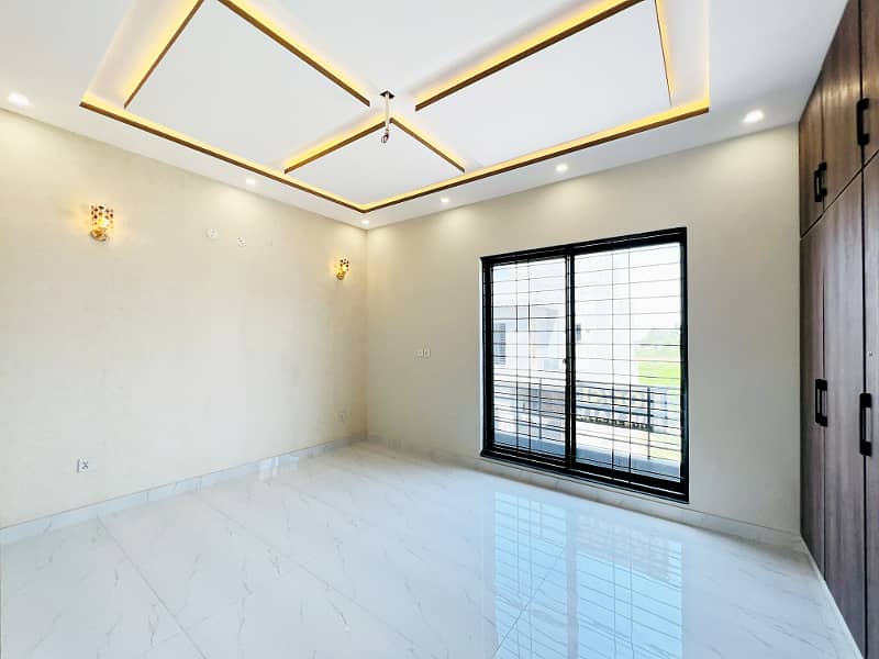 5 Marla Brand New House For Sale In Al-Kabir Phase 2 9