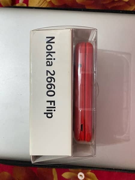 Nokia Flip 2660 (new) 5