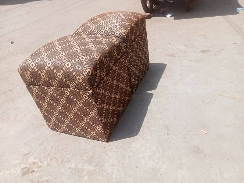 sofa sethi set in cheap price 1