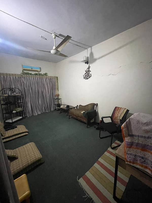 2bed dd 2nd floor flat main shahrah-e-pakistan facing block 14 4