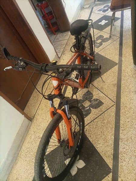 sport cycle nice condition aluminum frame disc brakes 4