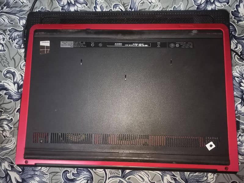 Gaming Laptop with 2GB Nvidia Graphics Card 7