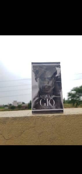 GIO armani 50ml last 6 piece available with discounted price 5