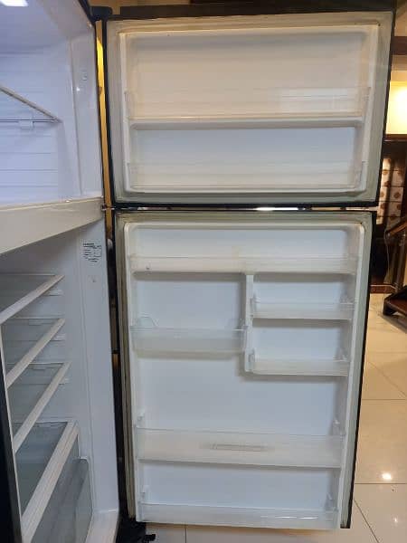 Hitachi non frost Refrigerator 6
