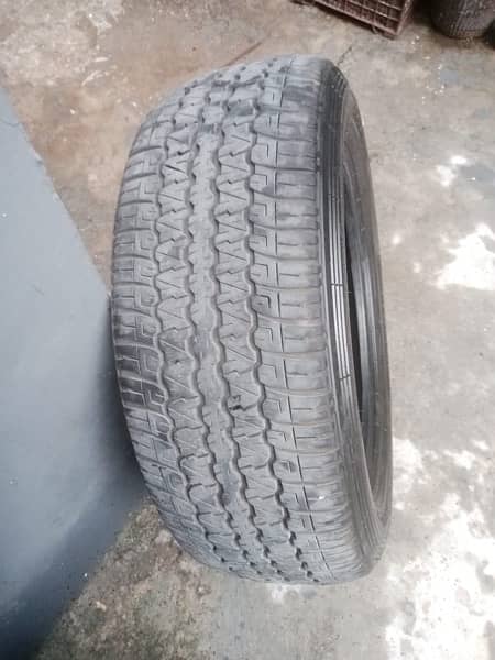 4.5 grade Prado fortuner land cruiser tyre 1