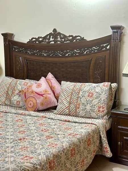 Pure Sheesham Wood Bed Set 3