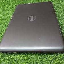 Dell laptop 3380 latitude (i5 7 generation)(8 GB RAM, 256 SSD)