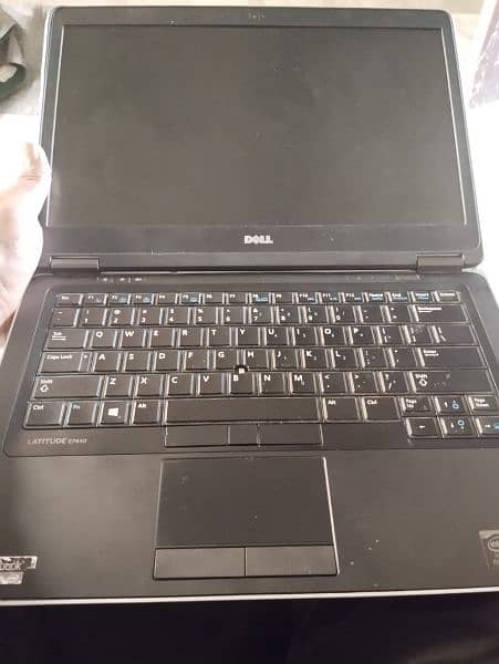 core i 5 laptop 4th generation in good condition good Battery backup 1
