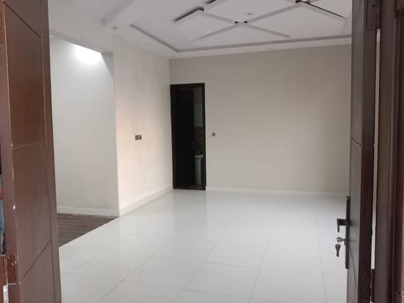 400 Square Yards House For Sale In Gulistan-E-Jauhar Block 12 0