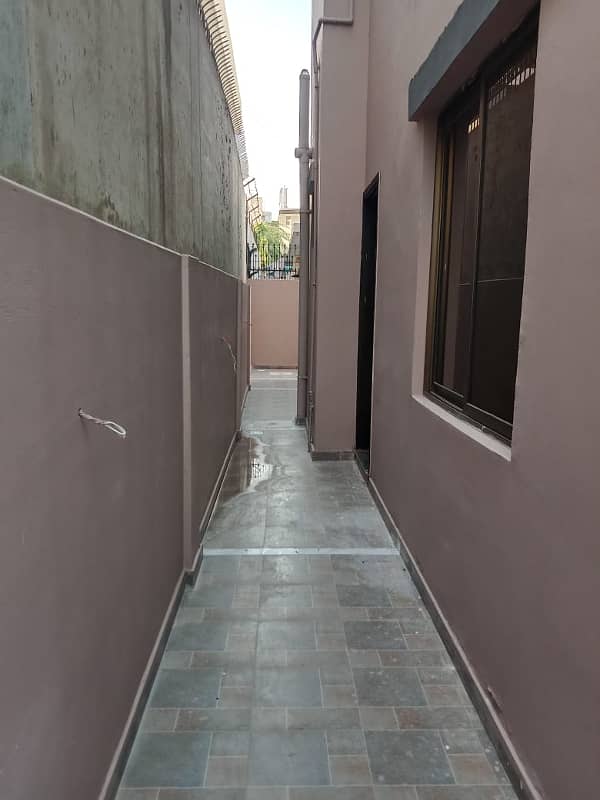 400 Square Yards House For Sale In Gulistan-E-Jauhar Block 12 24