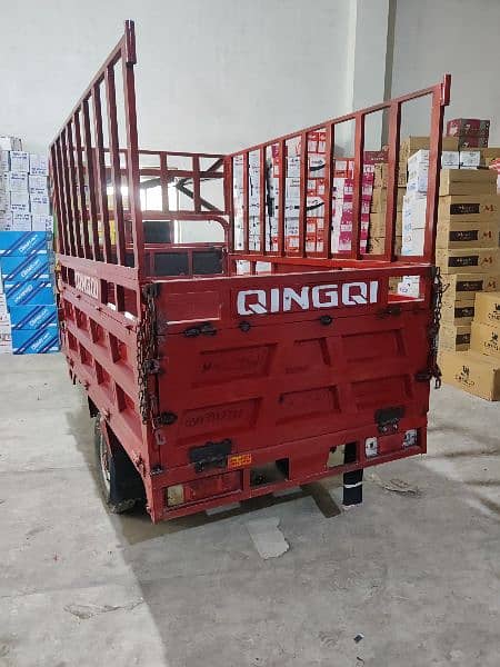 QINGQI company 200cc loader rickshaw 4
