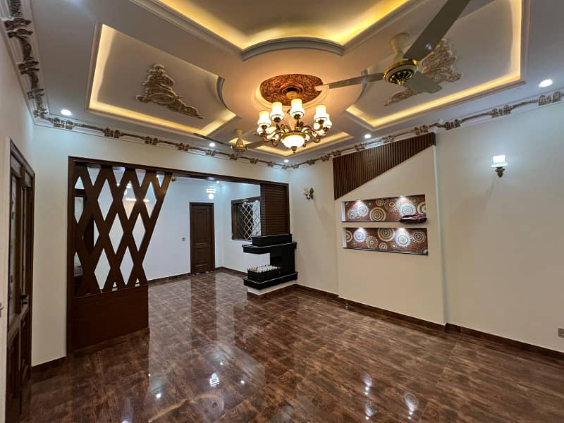 1 kanal Spanish Style House For sale in Government Punjab phase 2 Society, Lahore Pakistan 6
