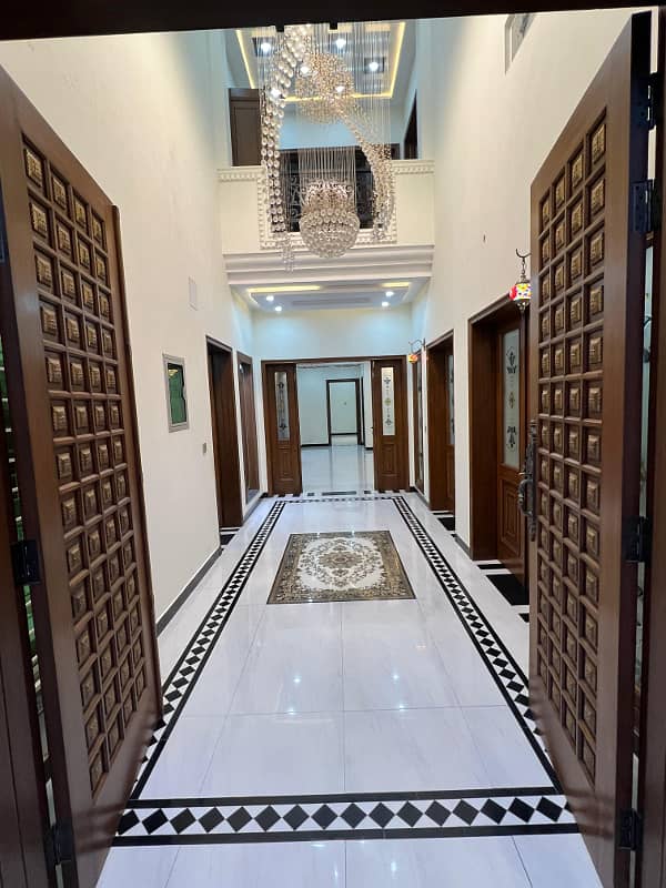 1 kanal Spanish Style House For sale in Government Punjab phase 2 Society, Lahore Pakistan 8