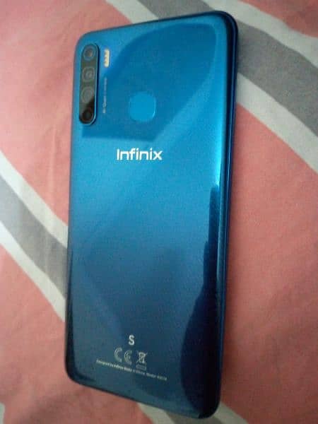 Infinix S5 6 GB 128 GB 1