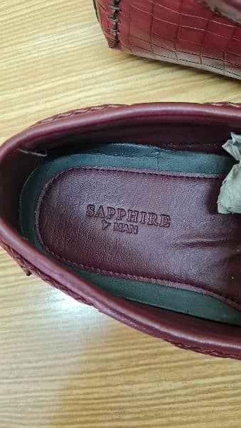 sapphire sneaker 2