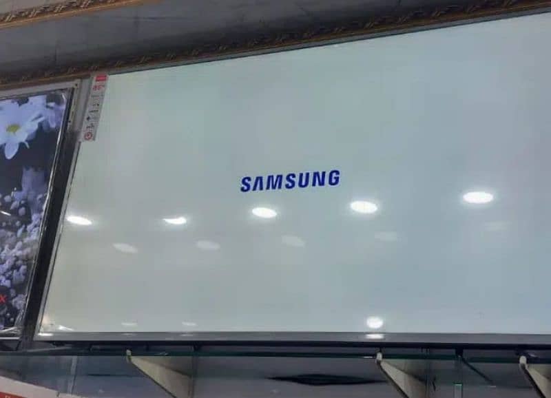 kit kat offer 65 ,,inch Samsung Smrt UHD LED TV 03374872664 0