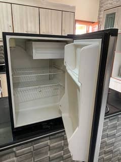 Haier room fridge model #126bl 
single door