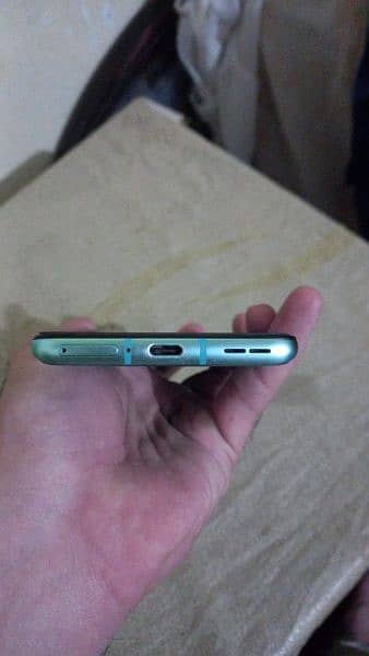 OnePlus 8t 1