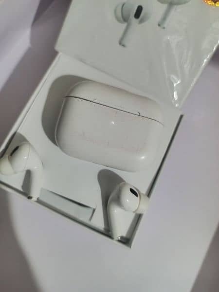 air pods pro 2 5