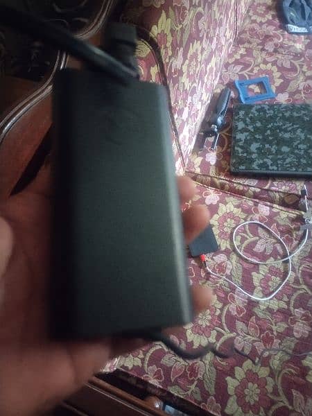 dell laptop  orgnal charger 2
