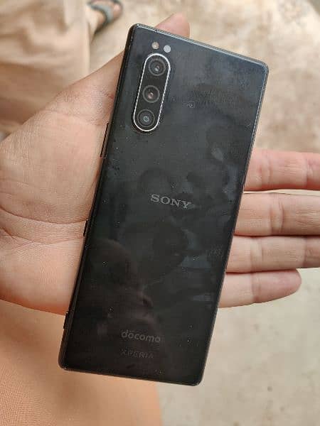 Sony Xperia 5 Mark I 1
