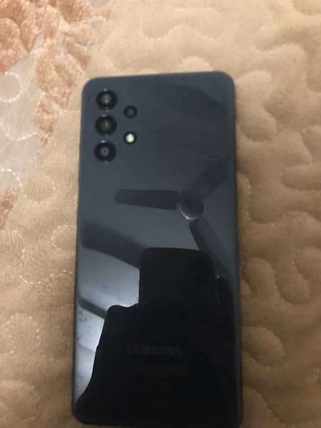 SAMSUNG A32 for sale with box and original charger 2