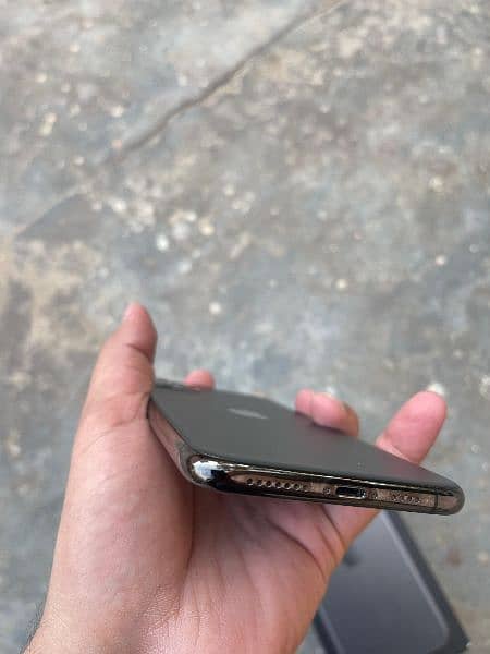 iPhone 11 Pro Max | 64GB | PTA Approved | WaterPack 7