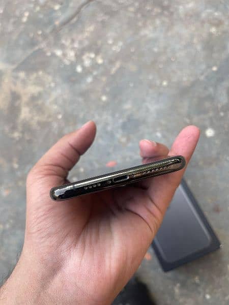 iPhone 11 Pro Max | 64GB | PTA Approved | WaterPack 8