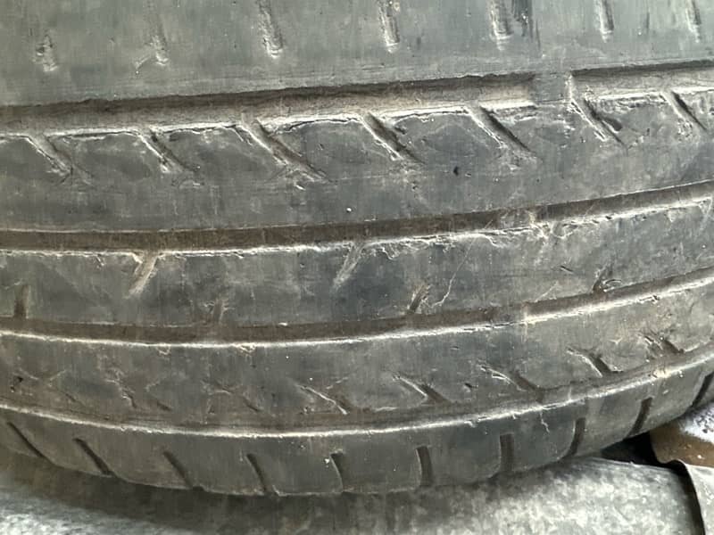 tyre 15inc 195/65/15 used 4tyre 4