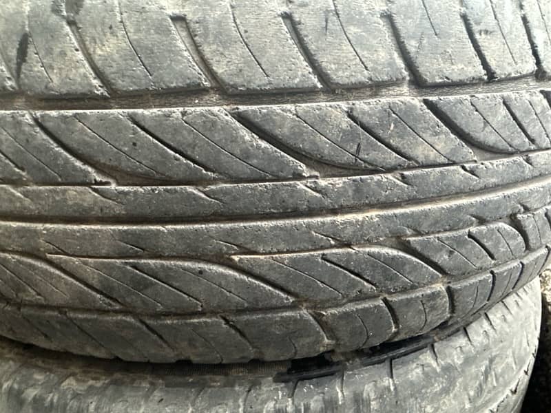 tyre 15inc 195/65/15 used 4tyre 5
