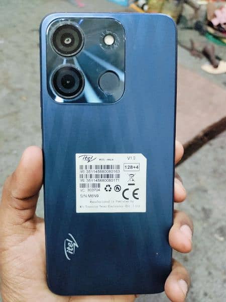 itel a60s 4.128. 10/10 condition box charges Saath Hai 0