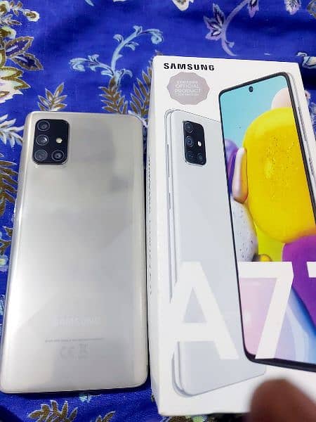 Samsung Galaxy A71 new  lovely condition phone with original box 2