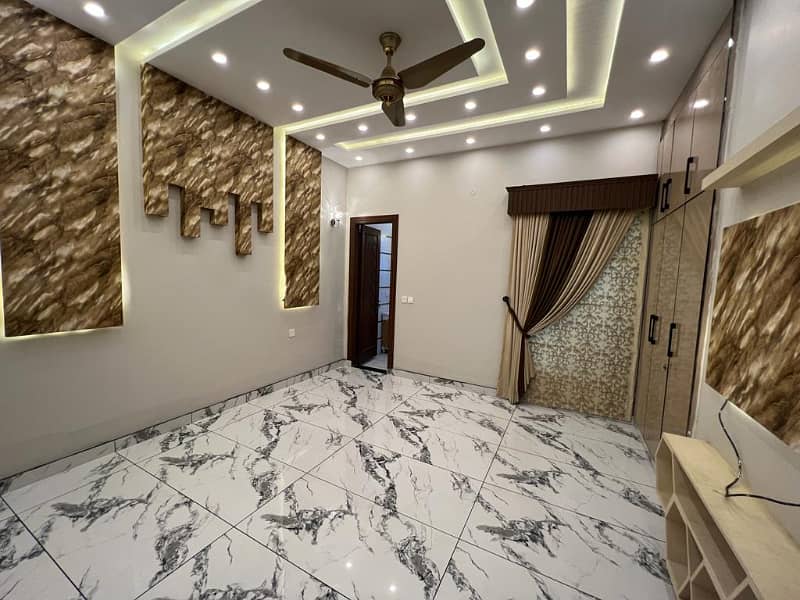 10 Marla house for Rent in Citi Housing Sialkot B Block 12