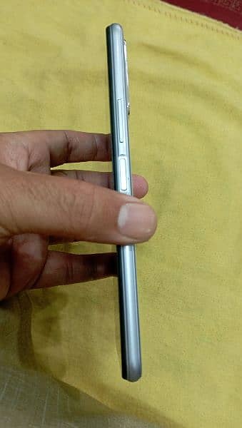 Vivo Y20 with Box and original Charger Loc→Satellite town & Jhang city 4