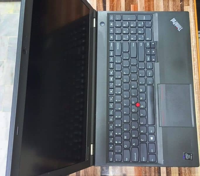 Lenovo thinkpaid t540 Core I 5 4th generation 
12 gb 128 ssd  charger 6